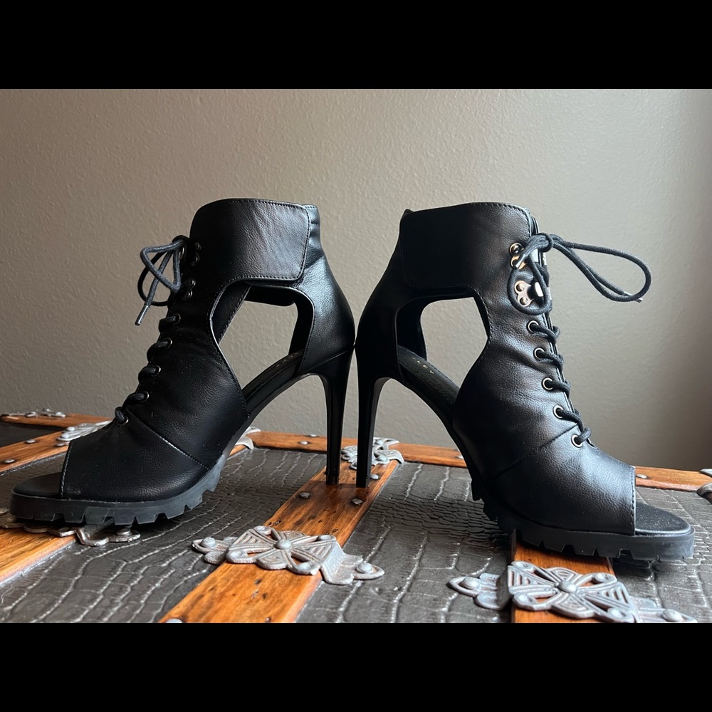 Sisley black leather, high heel, open toe sandal boots, size EU 38